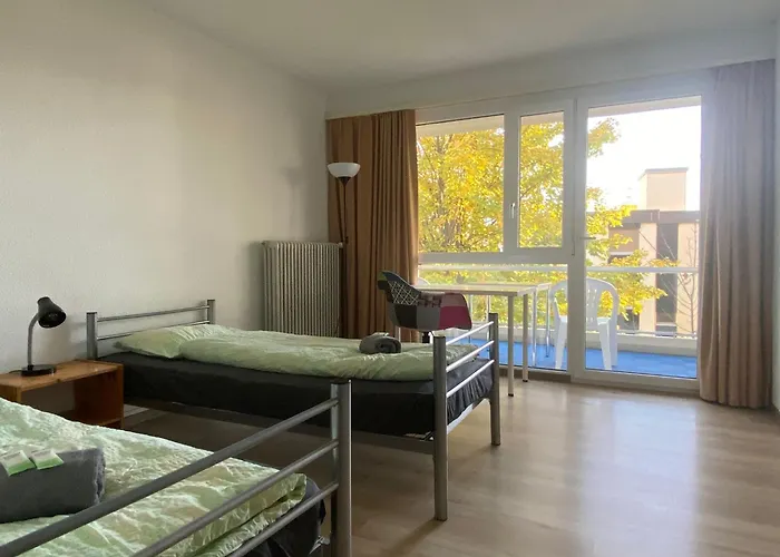 Alpine Clubhouse بيت شباب *