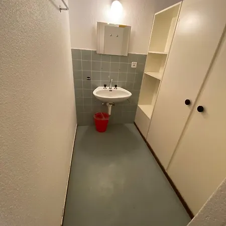 Alpine Clubhouse אכסניה *